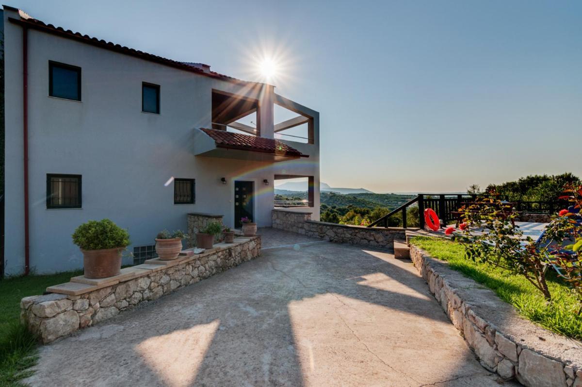 Villas Almyrida Villa *